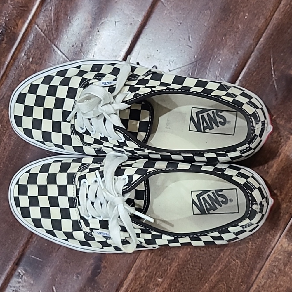 Van's